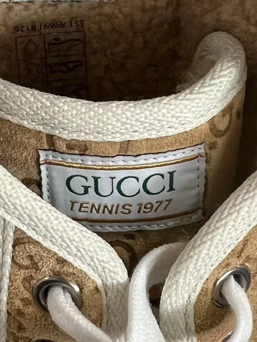 Gucci Women’s Tennis 1977 Trek GG Suede Platform Sneakers Buttersco EU40 796294